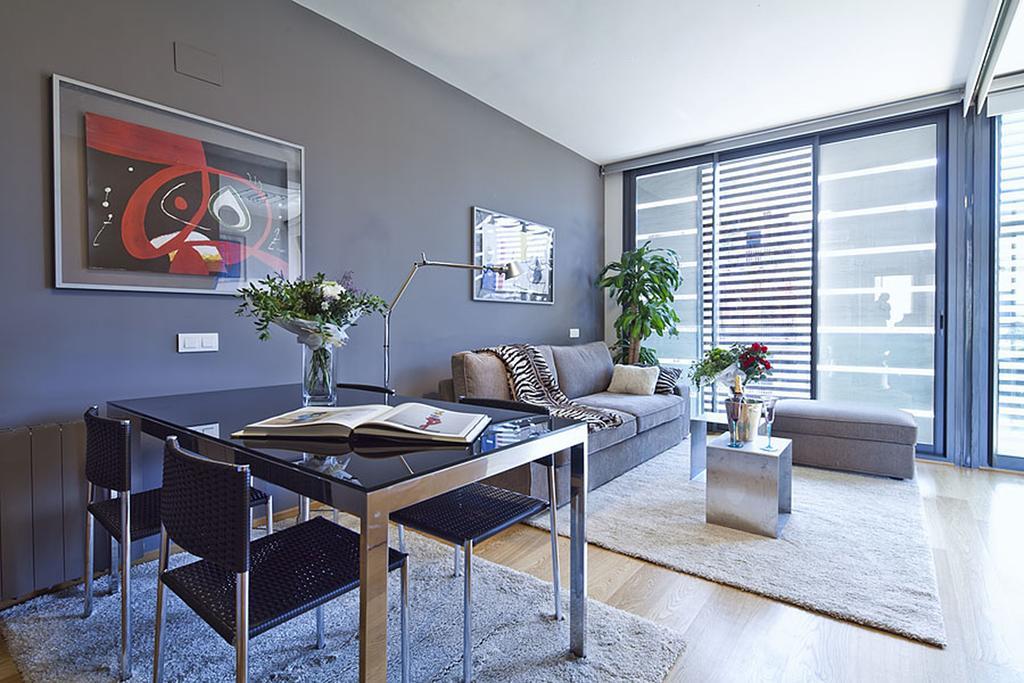 Apartment Barcelona Rentals - Pool Terrace In City Center Екстериор снимка