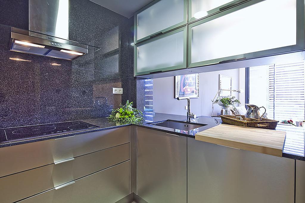 Apartment Barcelona Rentals - Pool Terrace In City Center Екстериор снимка