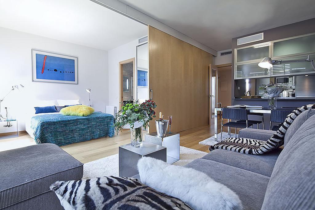 Apartment Barcelona Rentals - Pool Terrace In City Center Екстериор снимка